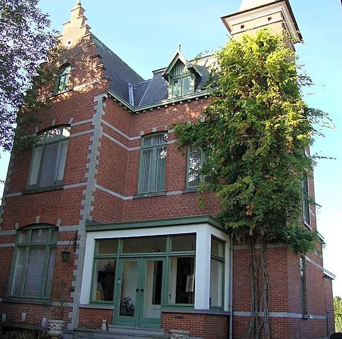 Maison Fine Fleur-1